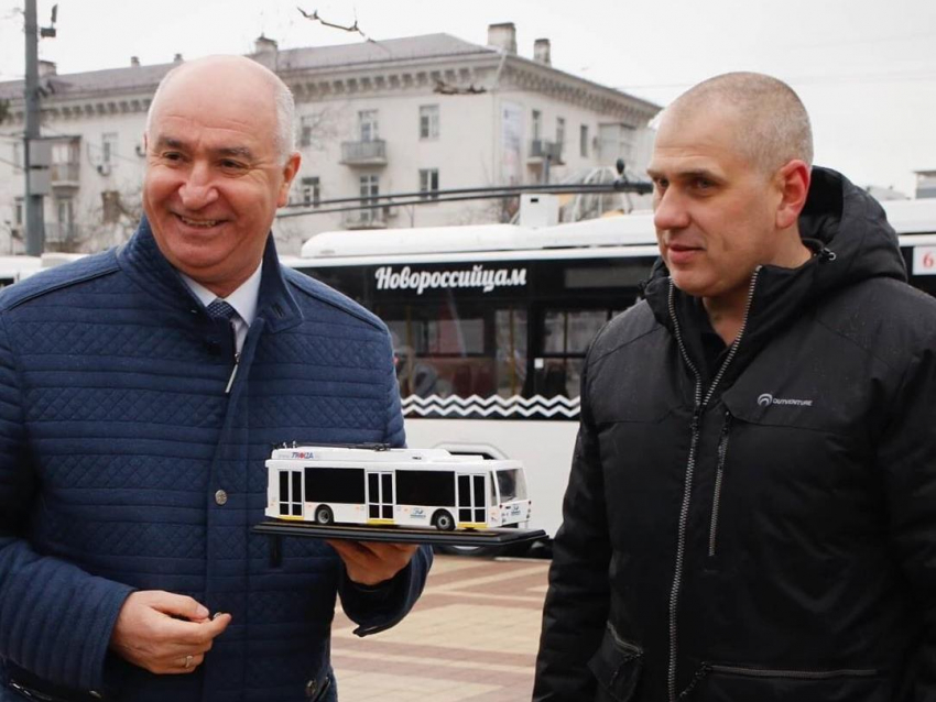 Новое обещание главы Новороссийска: скоро транспортные карты заработают в маршрутках 