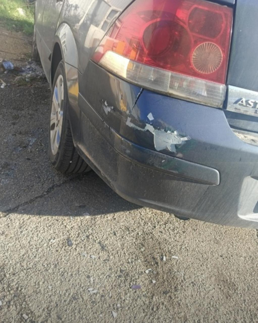 Новороссиец ударил чужую машину и скрылся «в закат» 