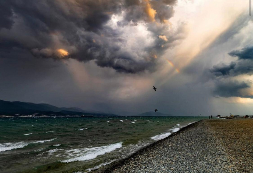 Четверг продолжит эстафету дождливых дней в Новороссийске