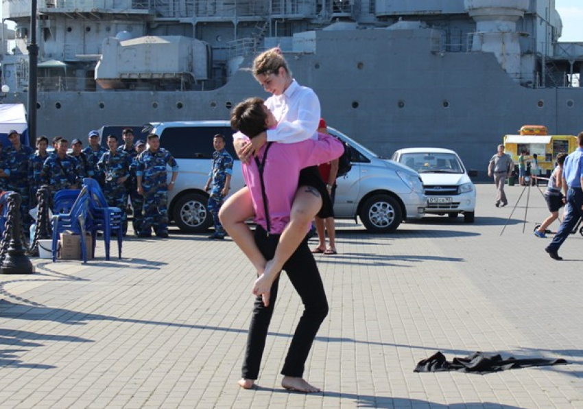 На Дне молодёжи в Новороссийске было жарко и безлюдно 