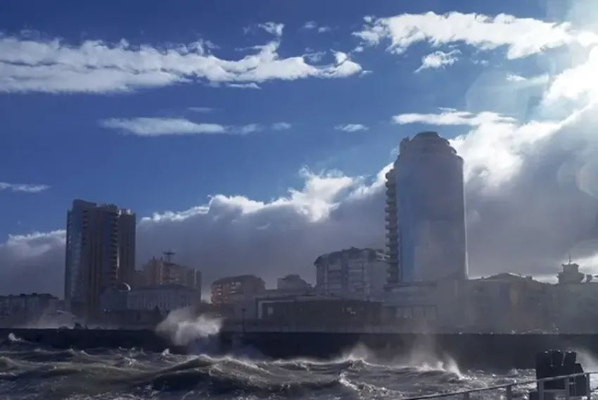 Погода в Новороссийске на Новый год: морозно и ветрено 