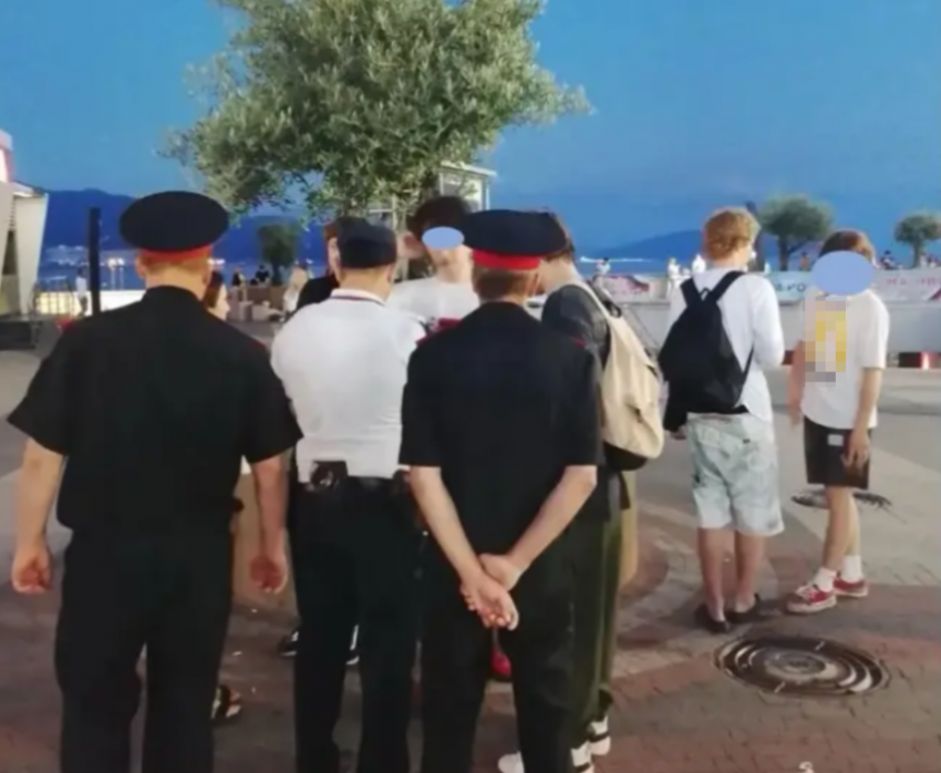 Туристам посвящается: гости Новороссийска ведут себя непотребно, отметили в мэрии