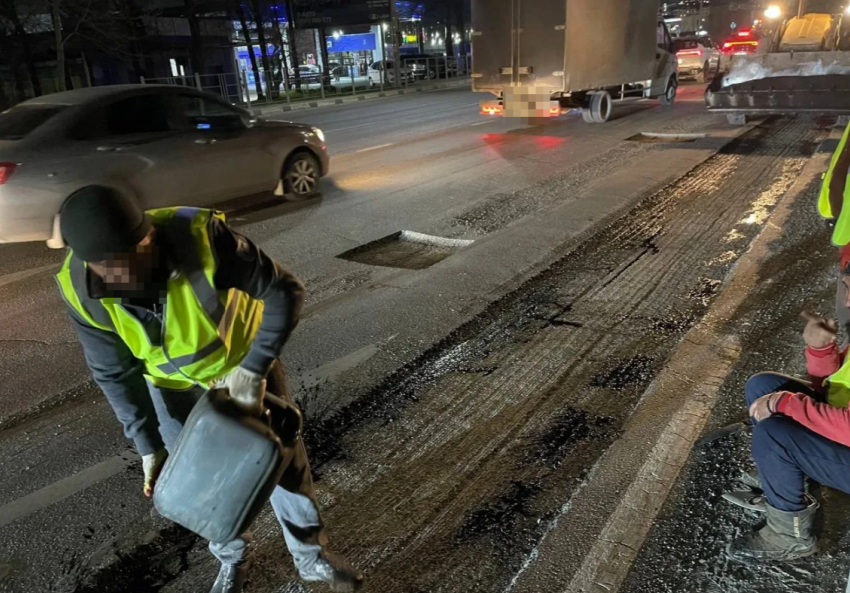 Дороги в заплатках: в Новороссийске приступили к ремонту дорог
