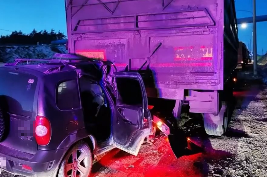 Страшное ДТП на трассе Новороссийск-Керчь: погиб пассажир