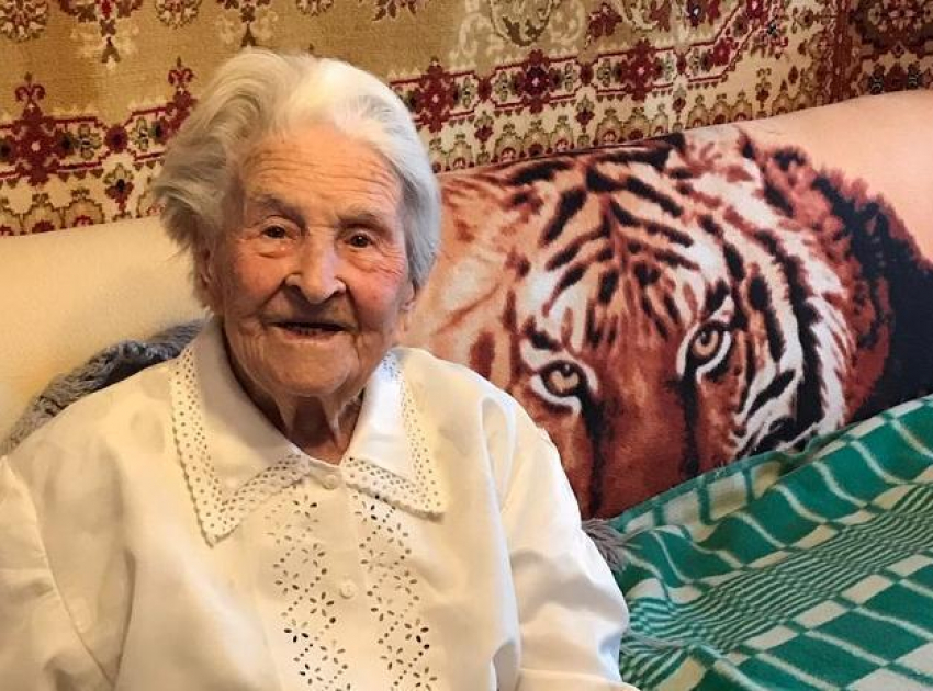 Жительница Новороссийска Нина Семёнова отпраздновала 105-й день рождения