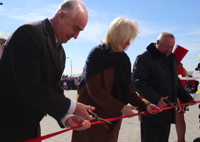 Современную школу на 400 мест открыли в Новороссийске
