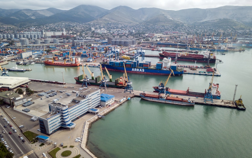 Штраф 6,6 миллионов вынесли новороссийскому порту и терминалам 