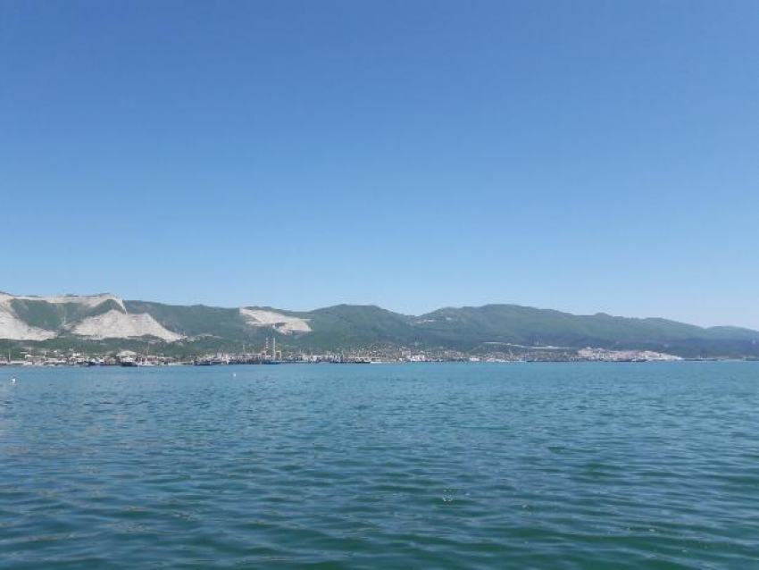 В субботу воздух в Новороссийске прогреется до +18