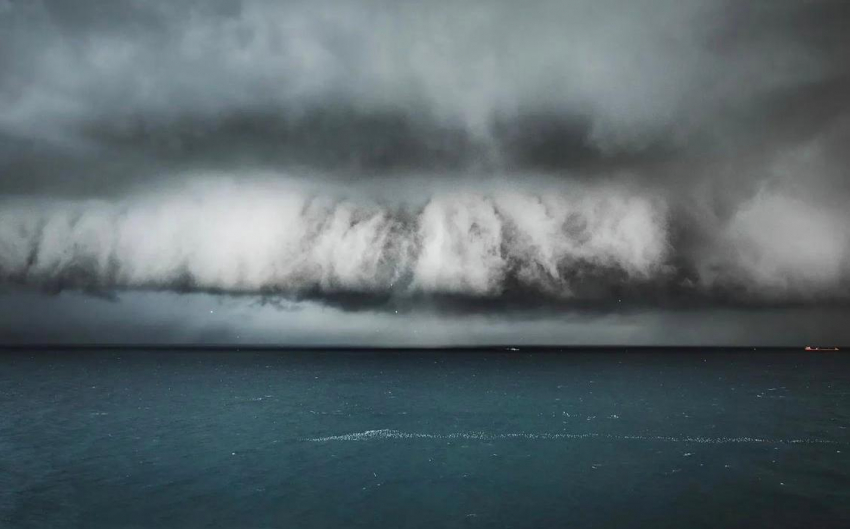 Снова неспокойно: на Новороссийск надвигается циклон из Атлантики