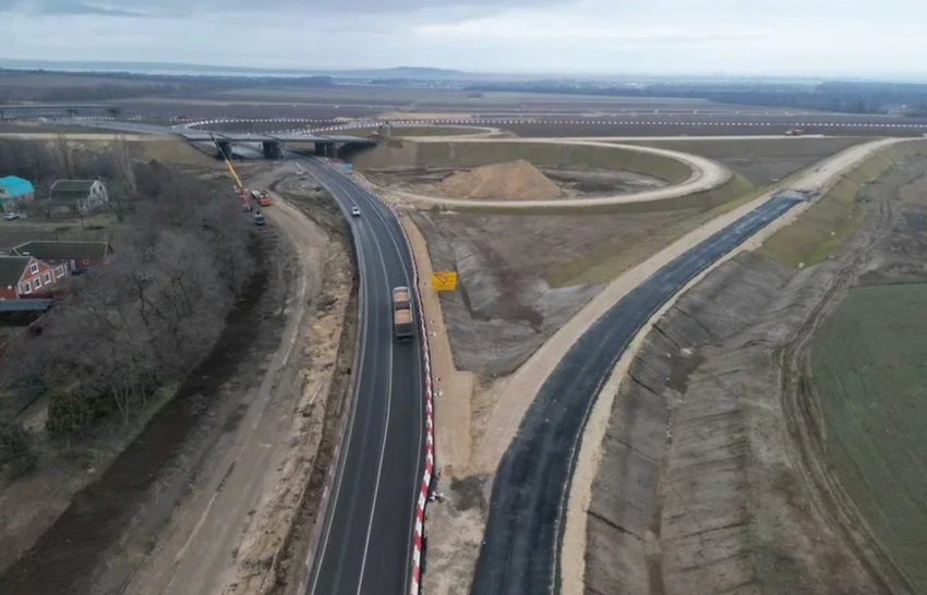 Уезжать в Крым из Новороссийска будет ещё приятнее: в трассу вложат 3,7 млрд 