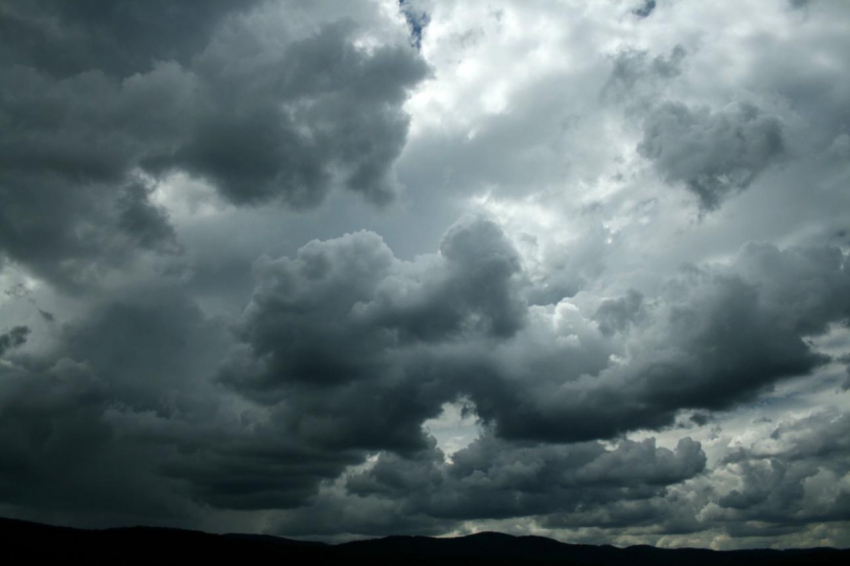 Понедельник в Новороссийске пройдет под стук дождя