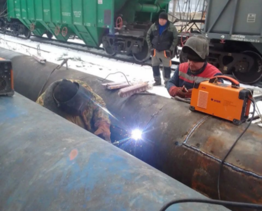 Большое отключение воды в Новороссийске: ремонт затянется ещё на 3 часа 