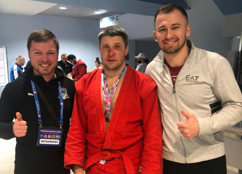 Впереди Европа: спортсмен из Новороссийска стал серебряным призером Чемпионата России по боевому самбо