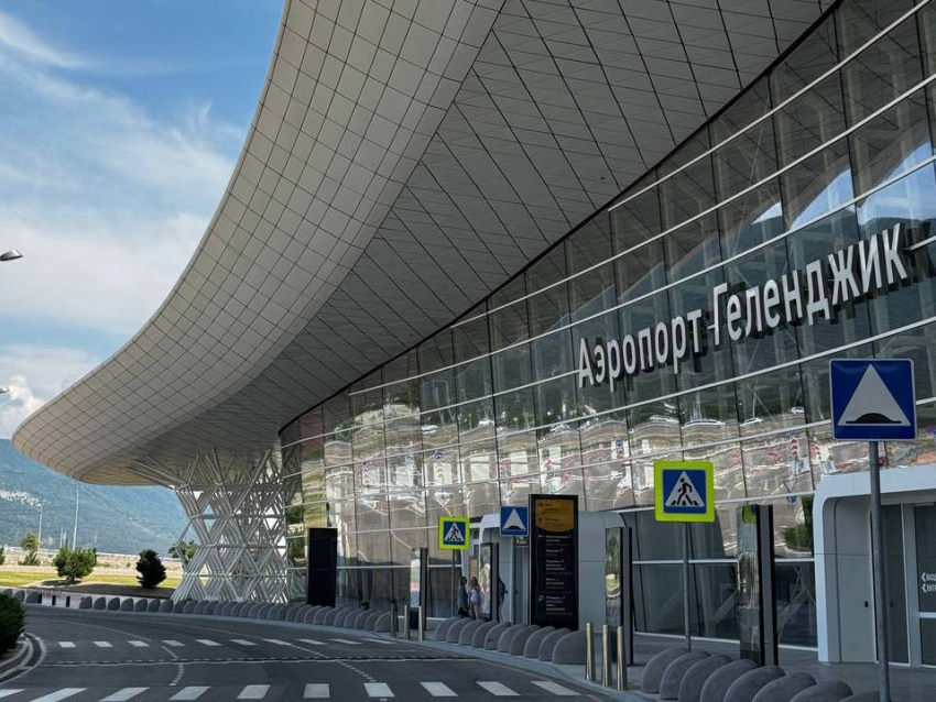 Даёшь самолеты на юг России зимой! Авиакомпания готова выполнять рейсы в Геленджик вне туристического сезона