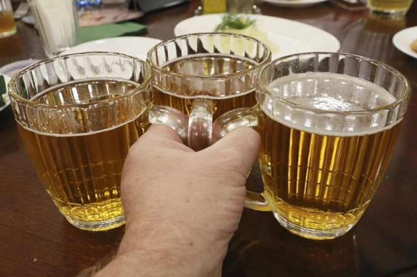 Полицейские забрали у новороссийца 400 литров алкоголя