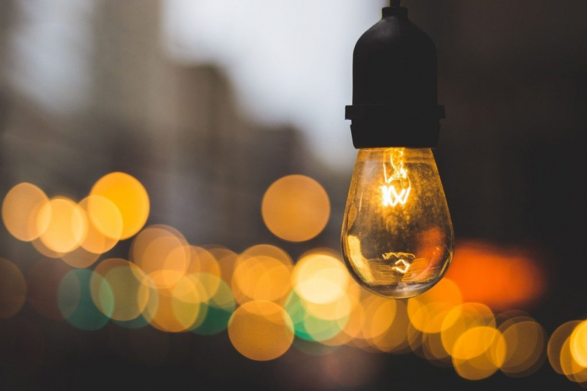 Сегодня свет выключат на многих улицах Новороссийска и пригорода 