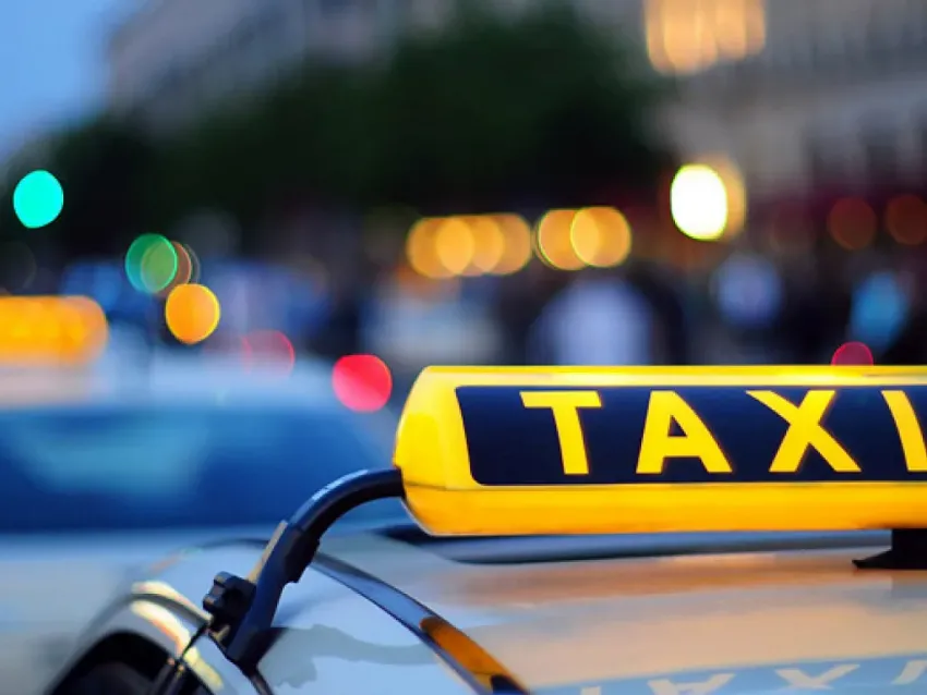 В Новороссийске ездить на такси стало дороже 