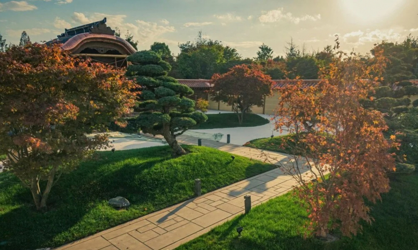 Сергей Безруков оценил обновленные локации парка Галицкого в Краснодаре