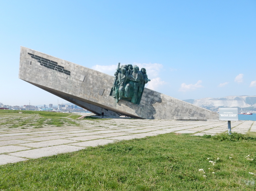 Влажность воздуха в Новороссийске достигнет 90%, а море прогреется ещё на градус