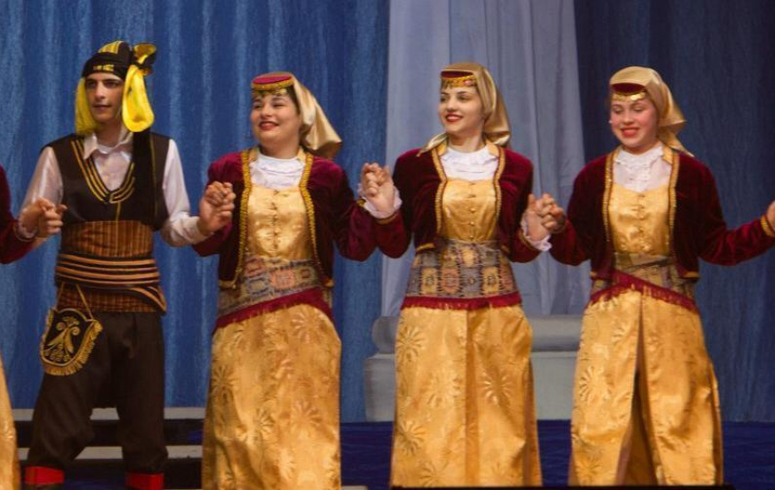 Молодые греки Новороссийска примут участие в самом крутом весеннем фестивале России