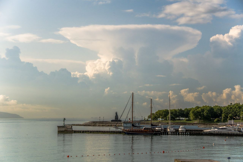 Погода в Новороссийске: кратковременные дожди могут настигнуть внезапно 
