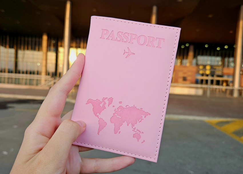 Пожилым новороссийцам предложили менять паспорт повторно 