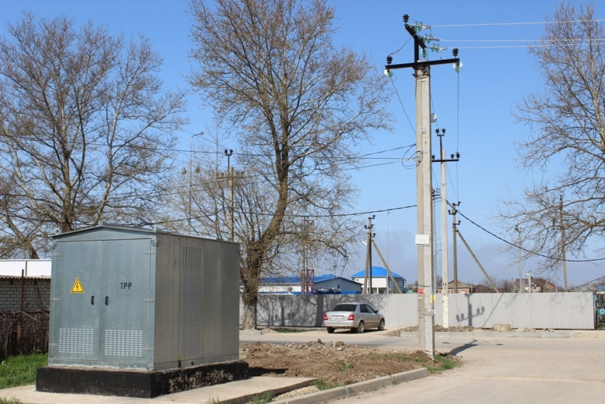 Кубаньэнерго строит подстанции и прокладывает линии электропередачи