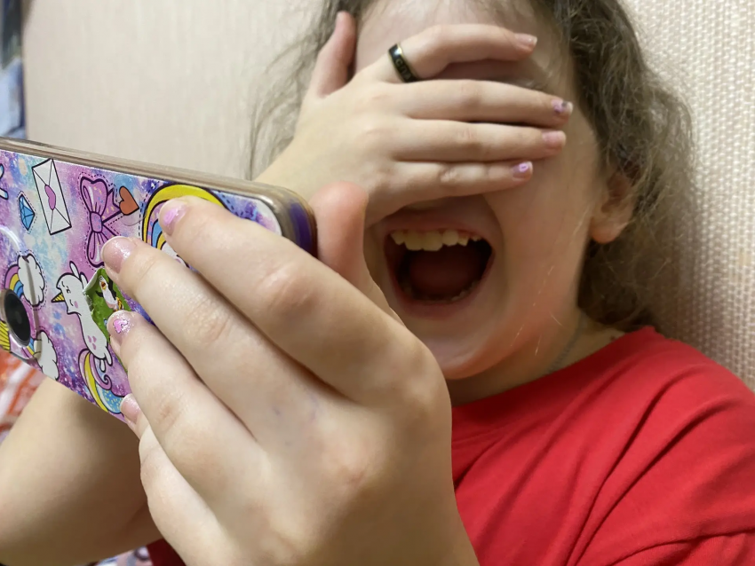 Реквием по Roblox: истерики детей дошли до Кремля, что советуют психологи