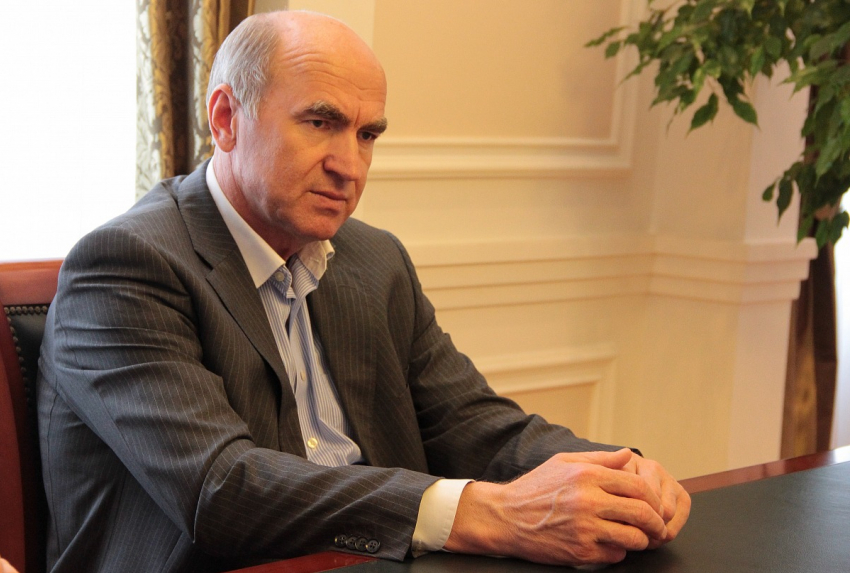 Виктор Хрестин всё-таки уходит