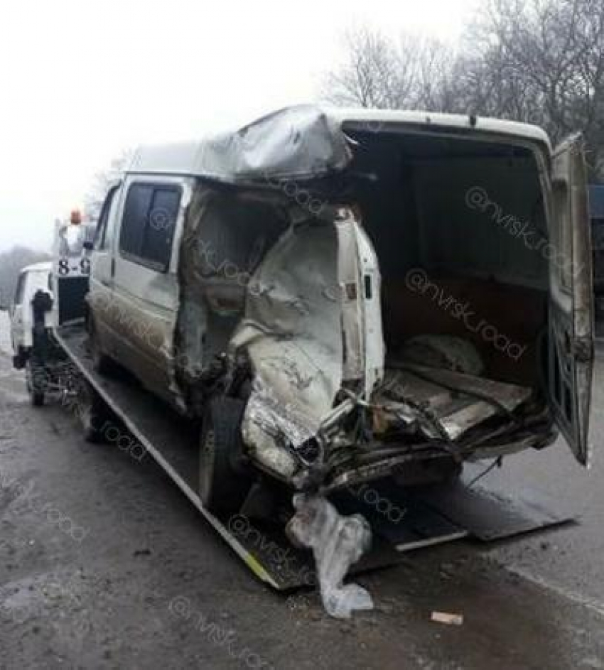 ﻿﻿Внезапный гололед в Новороссийске застал врасплох автолюбителей