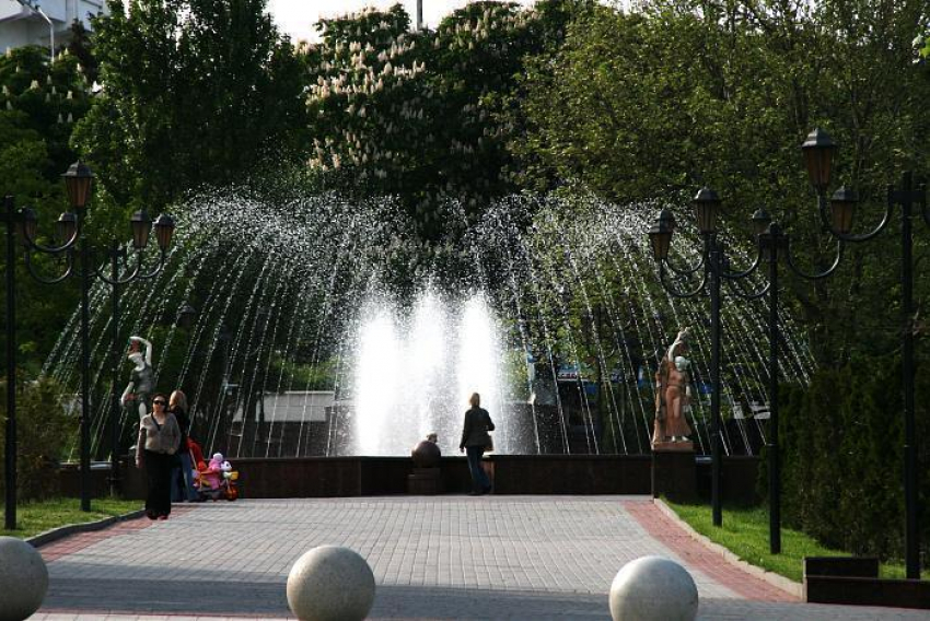 Более полутора миллионов рублей потратят на ремонт фонтанов в Новороссийске 