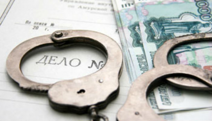 Двух членов банды вымогателей осудили в Новороссийске
