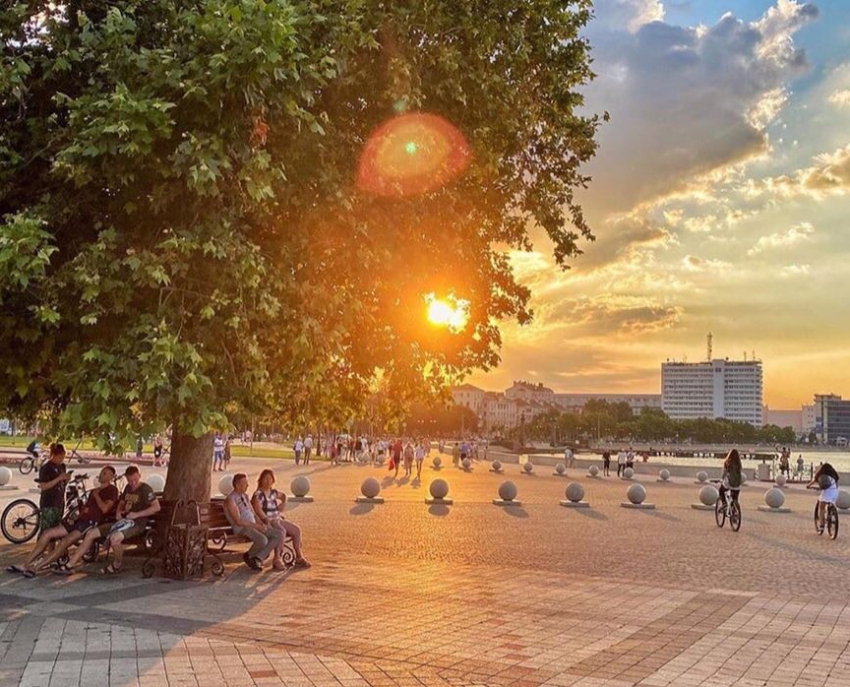 Яркое солнце будет светить новороссийцам весь день 