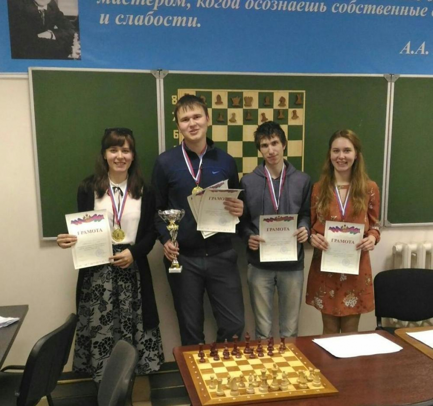 Юные шахматисты из Новороссийска преподали урок своим соперникам