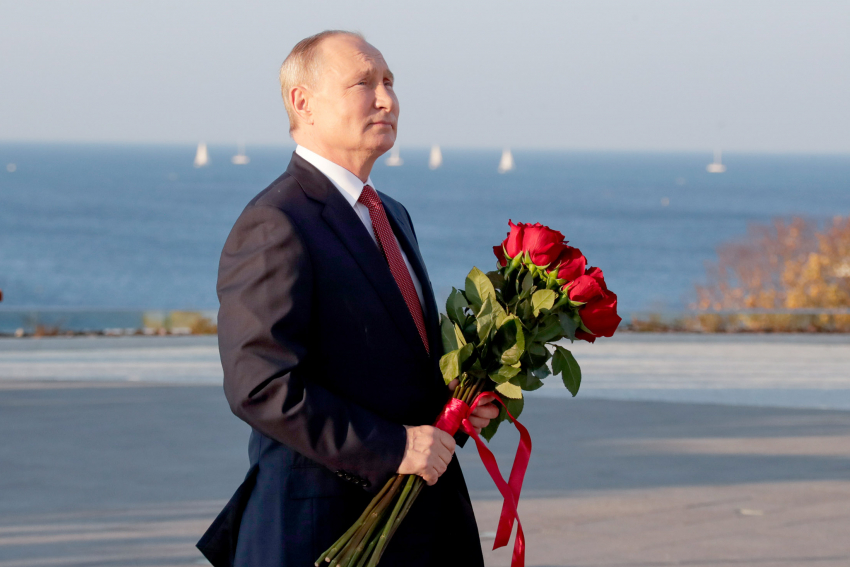 Мировые лидеры поздравили Путина с днем рождения