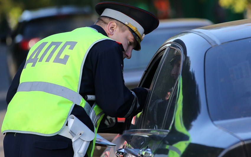 Новороссийских водителей могут перестать штрафовать за мелкие нарушения ПДД: «Блокнот» расскажет, за какие именно
