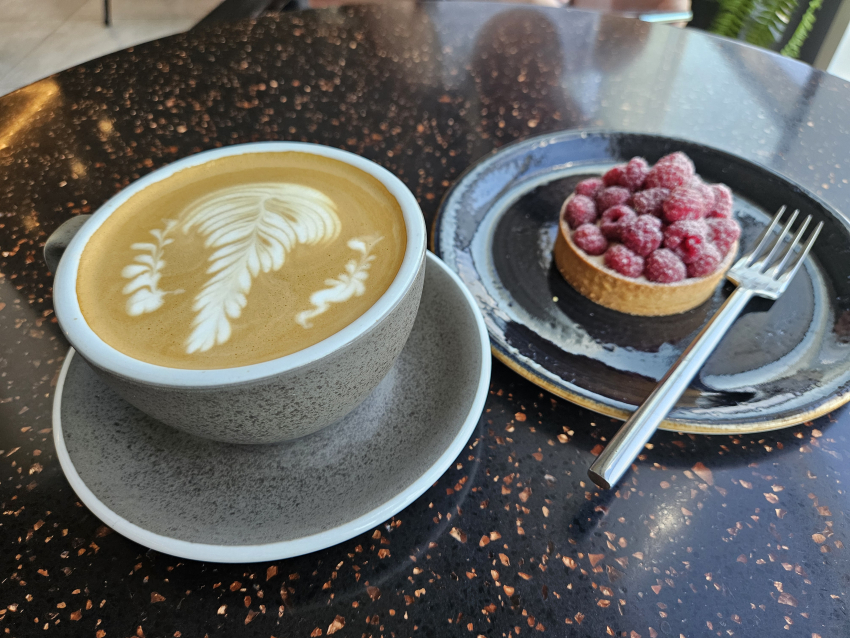 Гороскоп от «Блокнота»: Рыбам повезёт, а Скорпионов ждут глубокие разговоры 