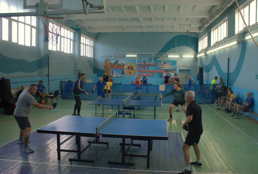 Лучших в настольном теннисе среди ветеранов определили в Новороссийске