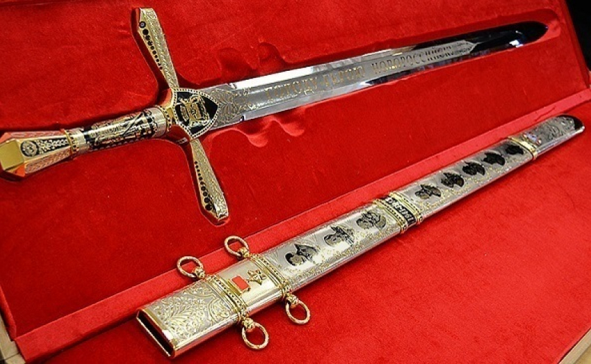 Пятикилограммовый меч Победы уже выставлен в музее Новороссийска