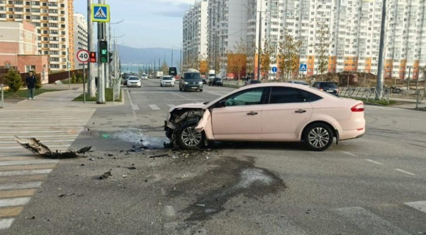 «Нужны лежачие полицейские!»: новороссийцы просят установить неровности и камеры на ул. Мурата Ахеджака