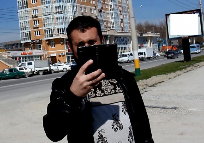 В Новороссийск на Прилагунье приехали проверяющие из Краснодара, но их испугала видеокамера