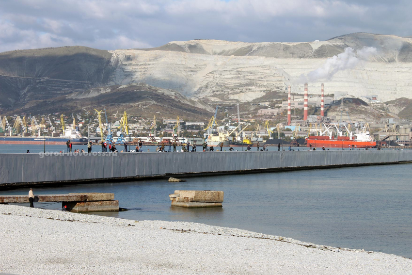 180 миллионов потратят на ремонт оградительного порта Новороссийска
