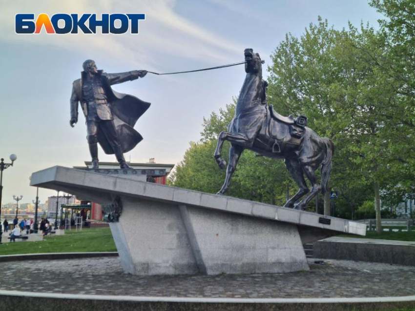 «Истребить их поголовно» - как в Новороссийске увековечили память казаков 