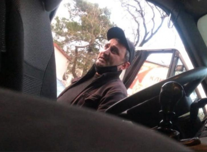 Новороссийский водитель, обматеривший пассажирку, понес наказание 