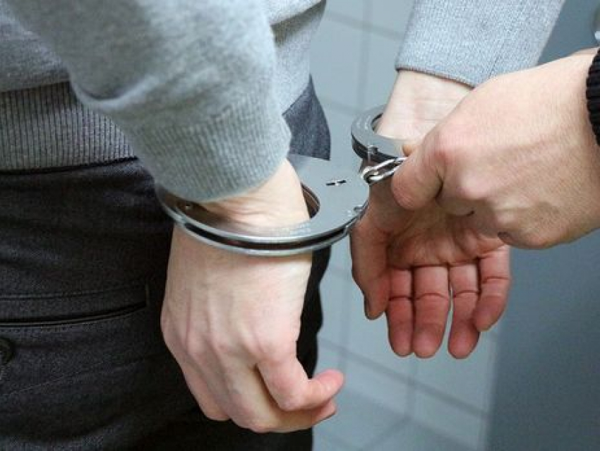 За красную икру и креветки приезжий предстанет перед судом в Новороссийске 