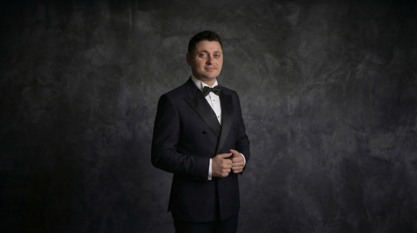 «Спасибо Богу, что вы есть!» - Денис Колодяжный поздравляет жительниц Новороссийска с наступающим 8 марта 