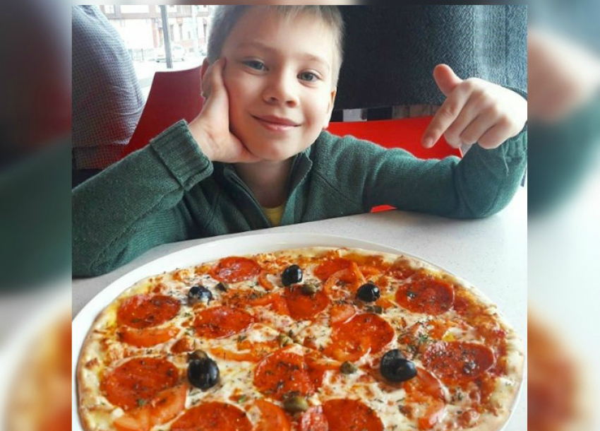 Семён Олегович и его мама знают, где делают лучшую в Новороссийске пиццу