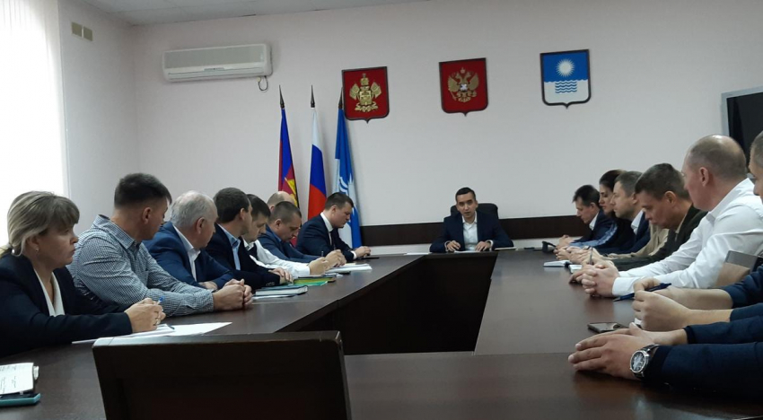 Вопросы по сбору и вывозу мусора обсудили у соседей Новороссийска