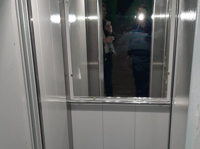 Скоро жители 50 домов останутся без лифтов в Новороссийске
