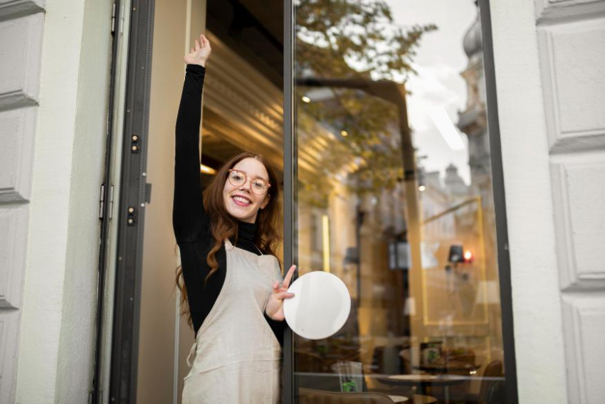 Гороскоп на 25 мая: звёзды советуют Стрельцам быть открытыми